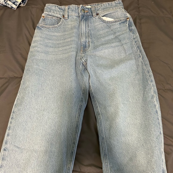 H&M jeans - Picture 2 of 2